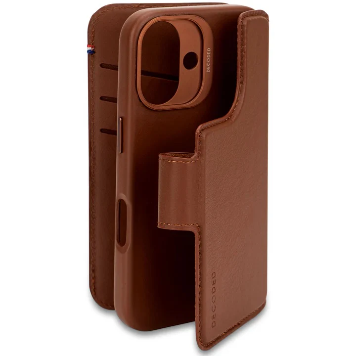 Decoded • Etui Portefeuille amovible pour iPhone 16 Plus • Brun - Image 2